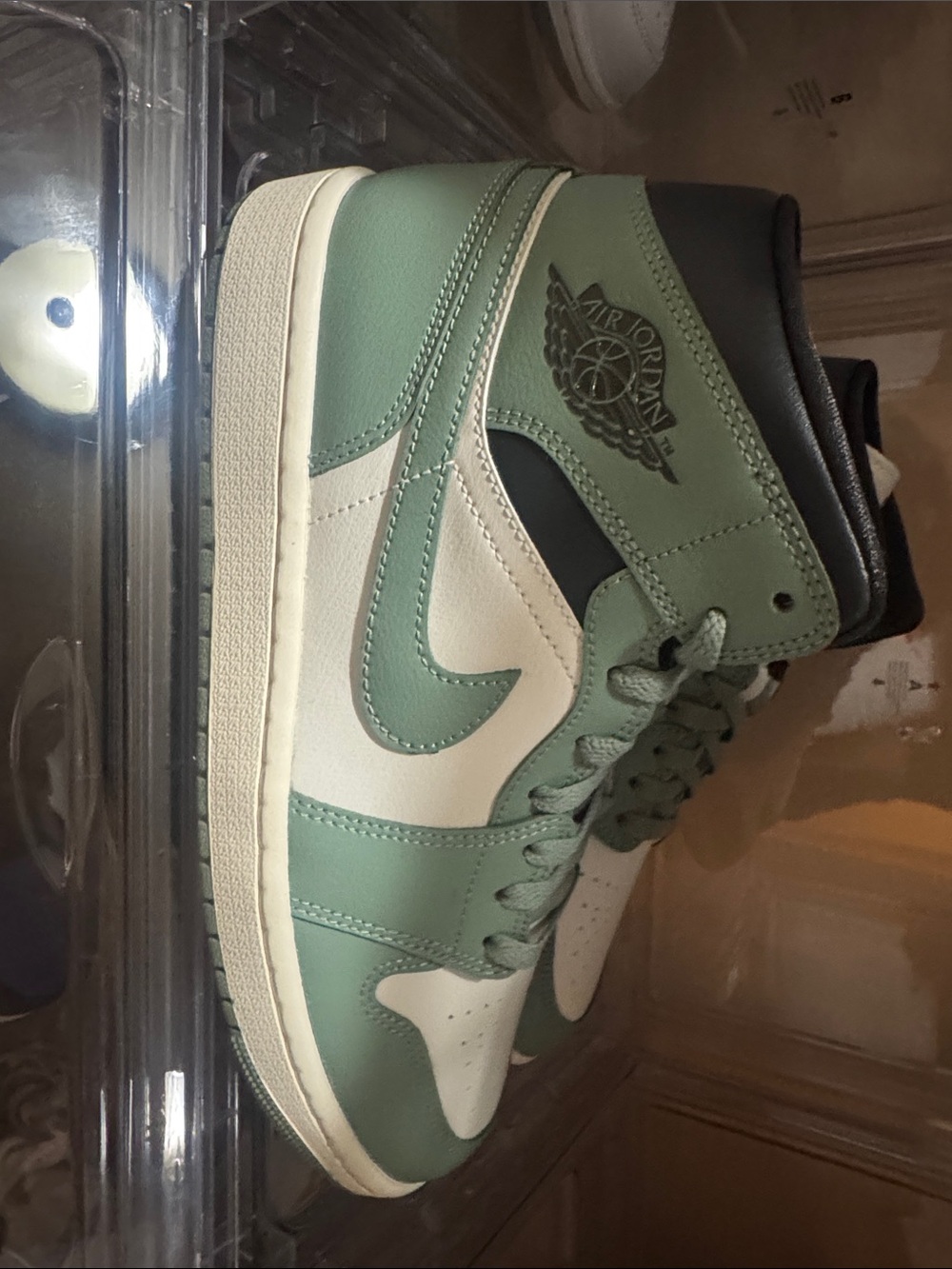 Authentic Jordan women's High-Top Sneakers in Sage Green and White